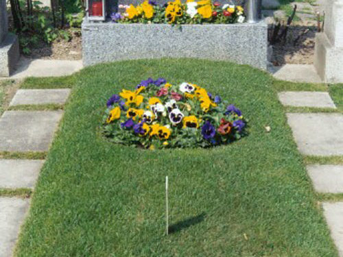 Grabgestaltung Saisonbepflanzung - (Nr. 11)