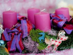 Floristik Adventkranz - lila (Nr. 15)