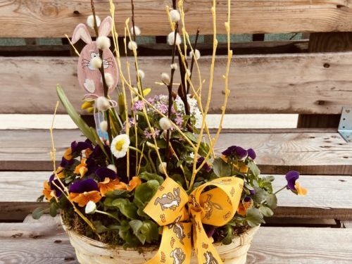 Floristik Blumengesteck Osterkorb (Nr. 2)